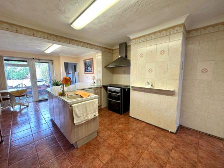 3 bedroom Semi-detached house for sale in Victoria Avenue, Bloxwich, Walsall, WS3