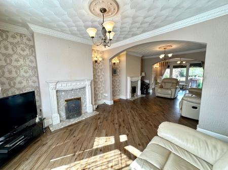 3 bedroom Semi-detached house for sale in Victoria Avenue, Bloxwich, Walsall, WS3