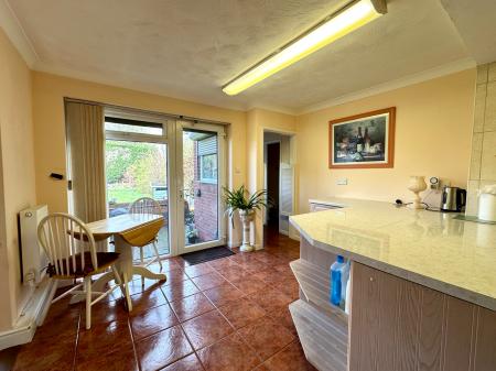 3 bedroom Semi-detached house for sale in Victoria Avenue, Bloxwich, Walsall, WS3