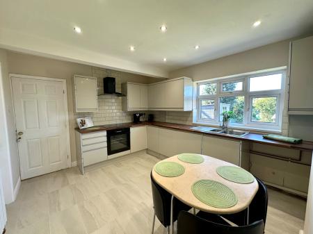 2 bedroom Semi-detached house for sale in Coronation Road, Pelsall, Walsall, WS4