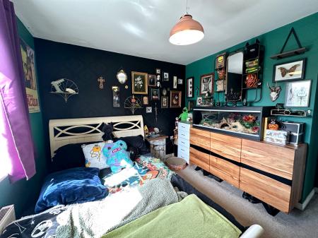 3 bedroom Semi-detached house for sale in Windrush Close, Pelsall, Walsall, WS3