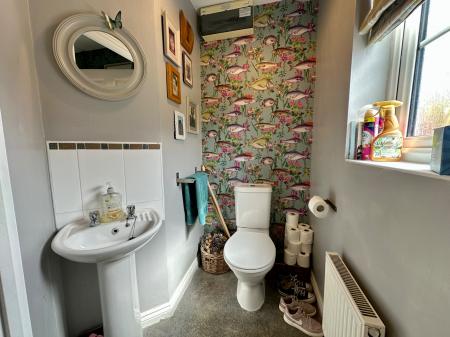 3 bedroom Semi-detached house for sale in Windrush Close, Pelsall, Walsall, WS3