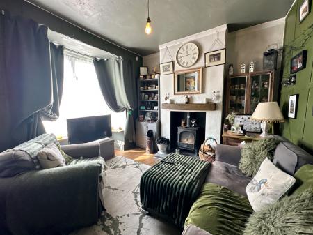 2 bedroom Semi-detached house for sale in Wolverhampton Road, Birchills, Walsall, WS2