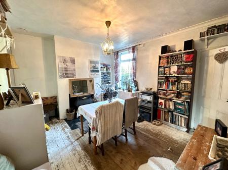 2 bedroom Semi-detached house for sale in Wolverhampton Road, Birchills, Walsall, WS2