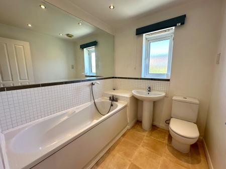 4 bedroom Detached house for sale in Woodruff Way, The Delves, Walsall, WS5