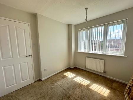 3 bedroom Semi-detached house for sale in Oxlip Close, The Delves, Walsall, WS5