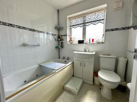 3 bedroom Semi-detached house for sale in Oxlip Close, The Delves, Walsall, WS5
