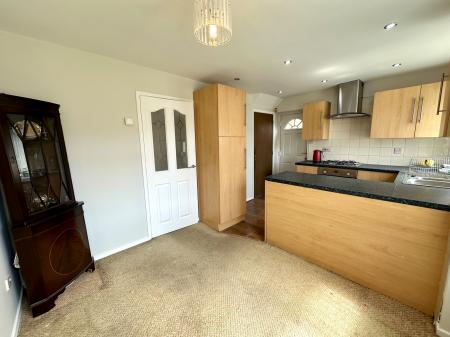 3 bedroom Semi-detached house for sale in Oxlip Close, The Delves, Walsall, WS5