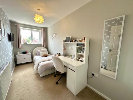 4 bedroom Semi-detached house for sale in Rosewood Drive, Coppice Farm Estate, Willenhall, WV12
