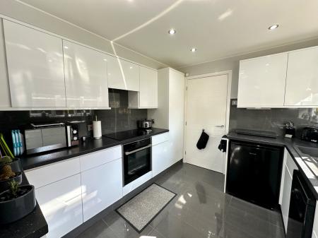 4 bedroom Detached house for sale in The Oaks, Bloxwich, Walsall, WS3