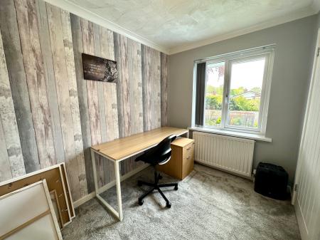 4 bedroom Detached house for sale in Beechwood Close, Bloxwich, Walsall, WS3