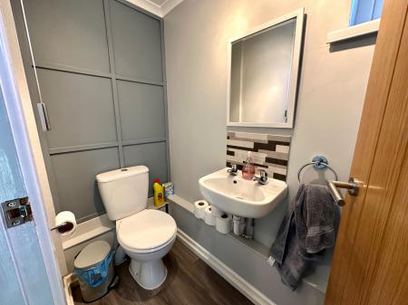 4 bedroom Detached house for sale in Beechwood Close, Bloxwich, Walsall, WS3