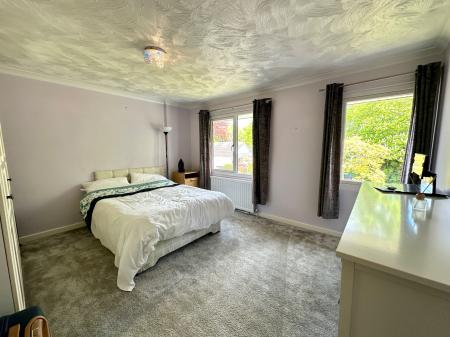 4 bedroom Detached house for sale in Beechwood Close, Bloxwich, Walsall, WS3