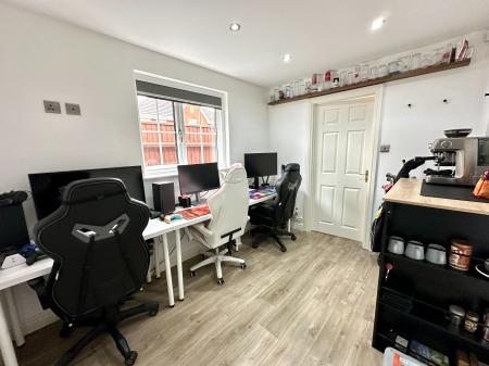 4 bedroom Detached house for sale in Redbourn Road, Turnberry Estate, Walsall, WS3