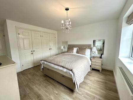 4 bedroom Detached house for sale in Redbourn Road, Turnberry Estate, Walsall, WS3