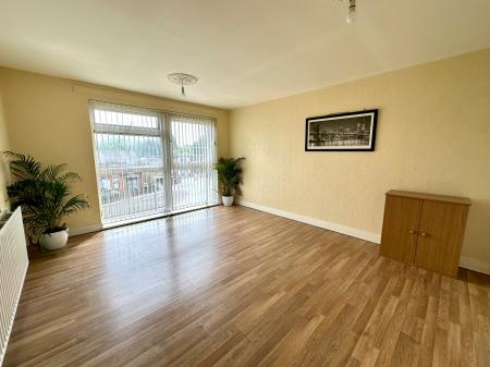 2 bedroom Serviced apartment for sale in Lichfield Road, Bloxwich, WS3