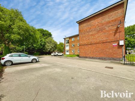 2 bedroom Serviced apartment for sale in Lichfield Road, Bloxwich, WS3