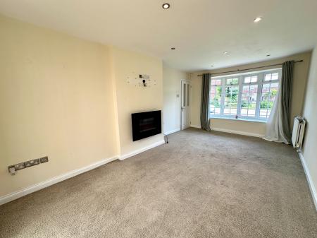 3 bedroom Semi-detached house for sale in Garden Crescent, Pelsall, Walsall, WS3