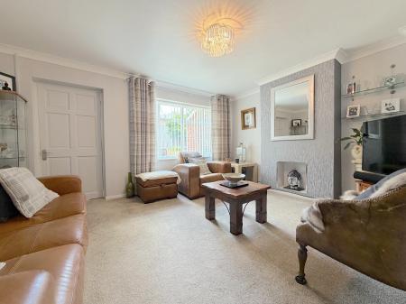 3 bedroom Terraced House for sale in Station Close, Bloxwich, WS3