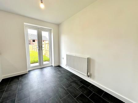 3 bedroom Semi-detached house to let in Hazel Drive, Walsall, WS3