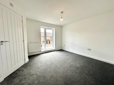 3 bedroom Semi-detached house to let in Hazel Drive, Walsall, WS3