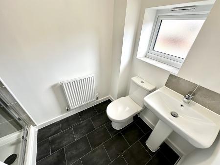 3 bedroom Semi-detached house to let in Hazel Drive, Walsall, WS3