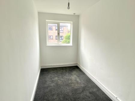 2 bedroom Flat to let in Marlborough Street, Walsall, WS3