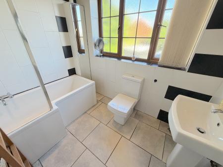 3 bedroom Detached bungalow for sale in Bloxwich Road North, Willenhall, WV12