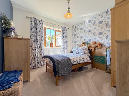 3 bedroom Detached bungalow for sale in Bloxwich Road North, Willenhall, WV12