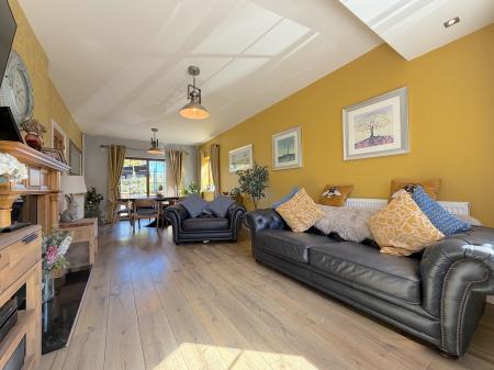 3 bedroom Detached bungalow for sale in Bloxwich Road North, Willenhall, WV12