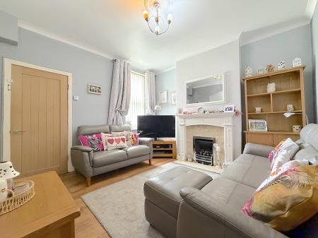 3 bedroom End of terrace house for sale in Elmore Green Road, Bloxwich, Walsall, WS3