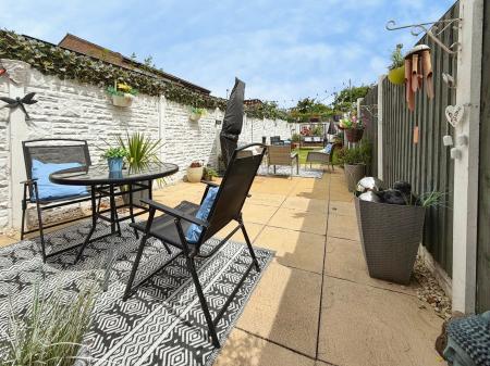 3 bedroom End of terrace house for sale in Elmore Green Road, Bloxwich, Walsall, WS3