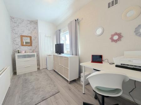 3 bedroom End of terrace house for sale in Elmore Green Road, Bloxwich, Walsall, WS3