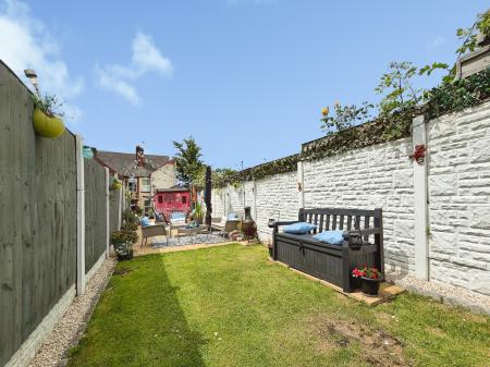 3 bedroom End of terrace house for sale in Elmore Green Road, Bloxwich, Walsall, WS3