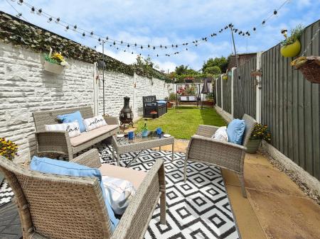 3 bedroom End of terrace house for sale in Elmore Green Road, Bloxwich, Walsall, WS3