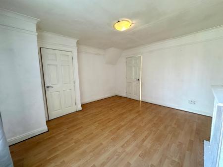 3 bedroom Semi-detached house for sale in Keats Road, Coalpool, Walsall, WS3