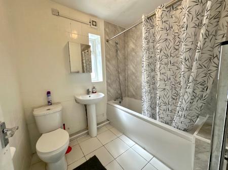3 bedroom Semi-detached house for sale in Keats Road, Coalpool, Walsall, WS3