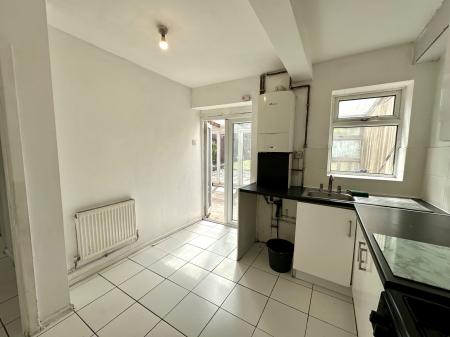3 bedroom Semi-detached house for sale in Keats Road, Coalpool, Walsall, WS3