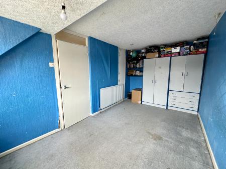 4 bedroom Semi-detached house for sale in Spinney Close, Pelsall, Walsall, WS3