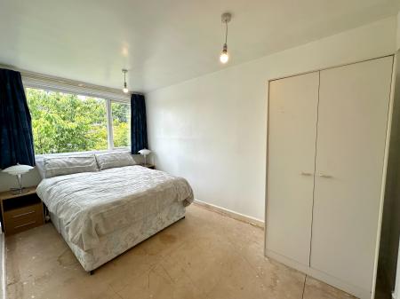 4 bedroom Semi-detached house for sale in Spinney Close, Pelsall, Walsall, WS3