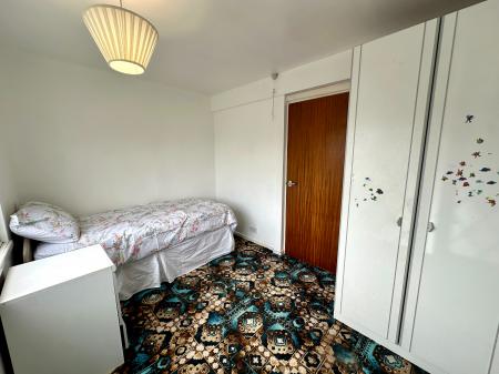 4 bedroom Semi-detached house for sale in Spinney Close, Pelsall, Walsall, WS3