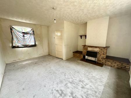 3 bedroom Semi-detached house for sale in Avon Road, Goscote, Walsall, WS3