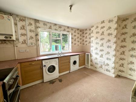 3 bedroom Semi-detached house for sale in Avon Road, Goscote, Walsall, WS3