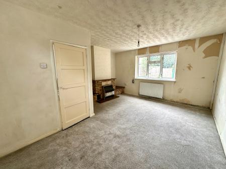 3 bedroom Semi-detached house for sale in Avon Road, Goscote, Walsall, WS3