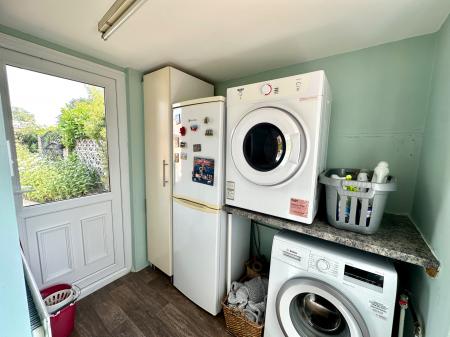 2 bedroom Detached bungalow for sale in Enderley Drive, Bloxwich, WS3