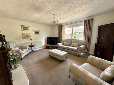 2 bedroom Detached bungalow for sale in Enderley Drive, Bloxwich, WS3