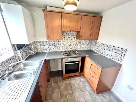 1 bedroom Apartment to let in Potters Brook, Tipton, DY4