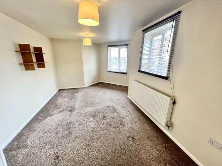 1 bedroom Apartment to let in Potters Brook, Tipton, DY4