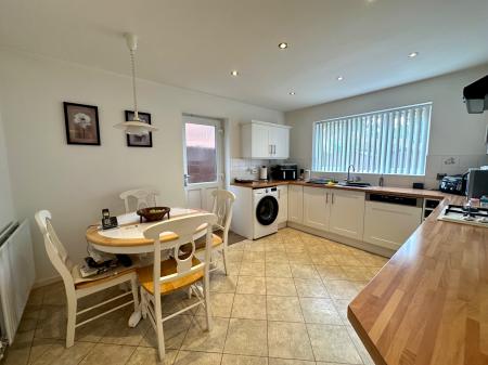 4 bedroom Detached house for sale in Excelsior Grove, Pelsall, Walsall, WS3