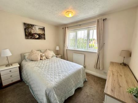 5 bedroom Detached house for sale in Redbourne Road, Bloxwich, WS3